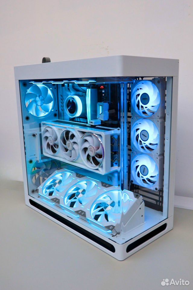 Белый ПК RTX 5080 Astral + 9950X3D, 64 ГБ DDR5